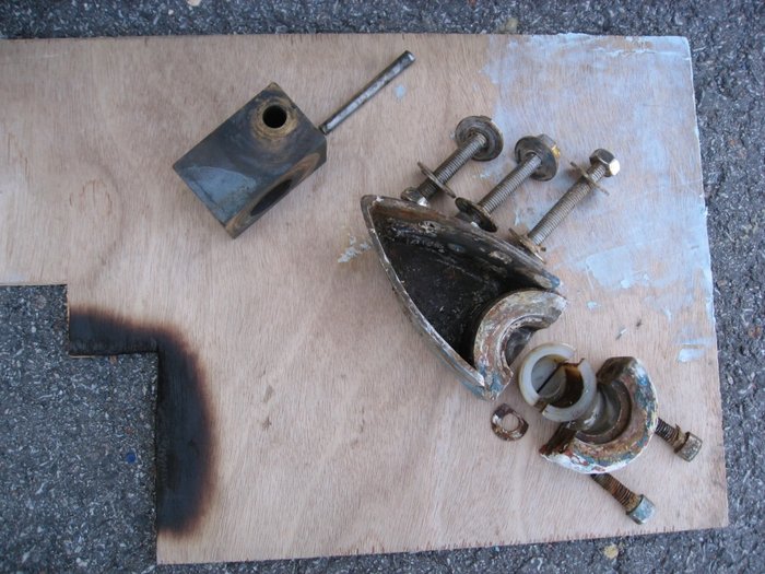 100524Carénage10 002.jpg (271.26 Kio) Consulté 31083 fois 100524Carénage10 002.jpg